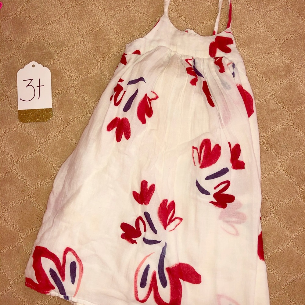 3t, light weight dress, super comfy!